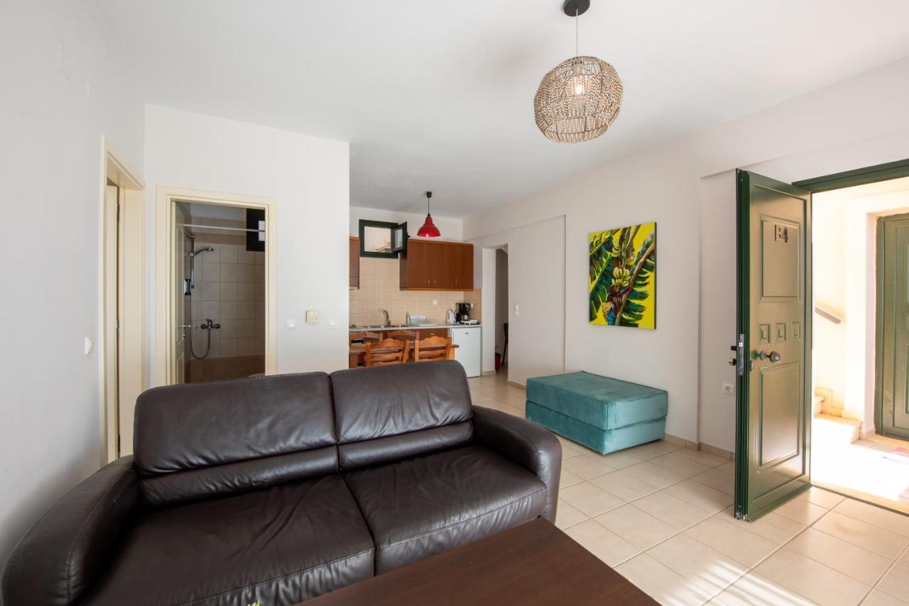 Portela Apartments Kastri Keratókambos Eksteriør billede